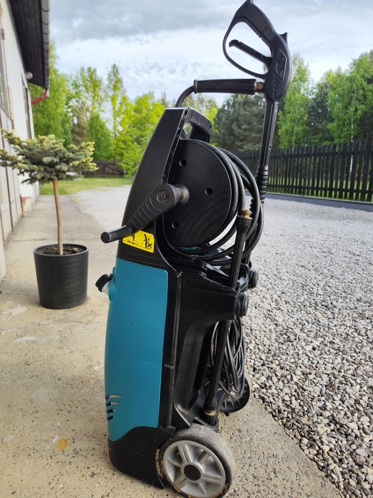 Sprzedam myjkę Makita hw131