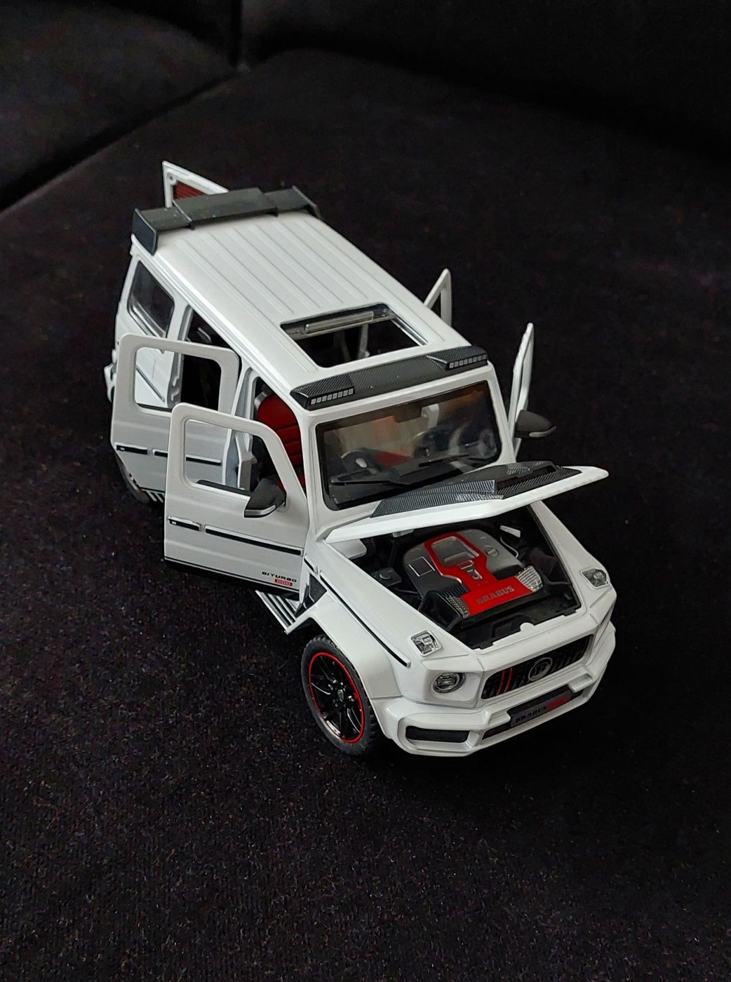 Model samochodu Mercedes G BRABUS 1:24 SAMOCHÓD