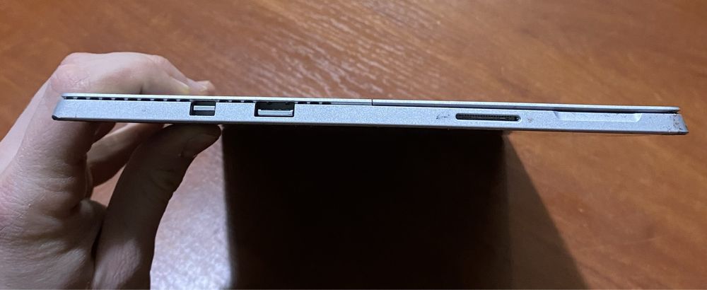 Surface Pro 4 1724 12"/8GB RAM/256GB SSD/i5-6300! D507