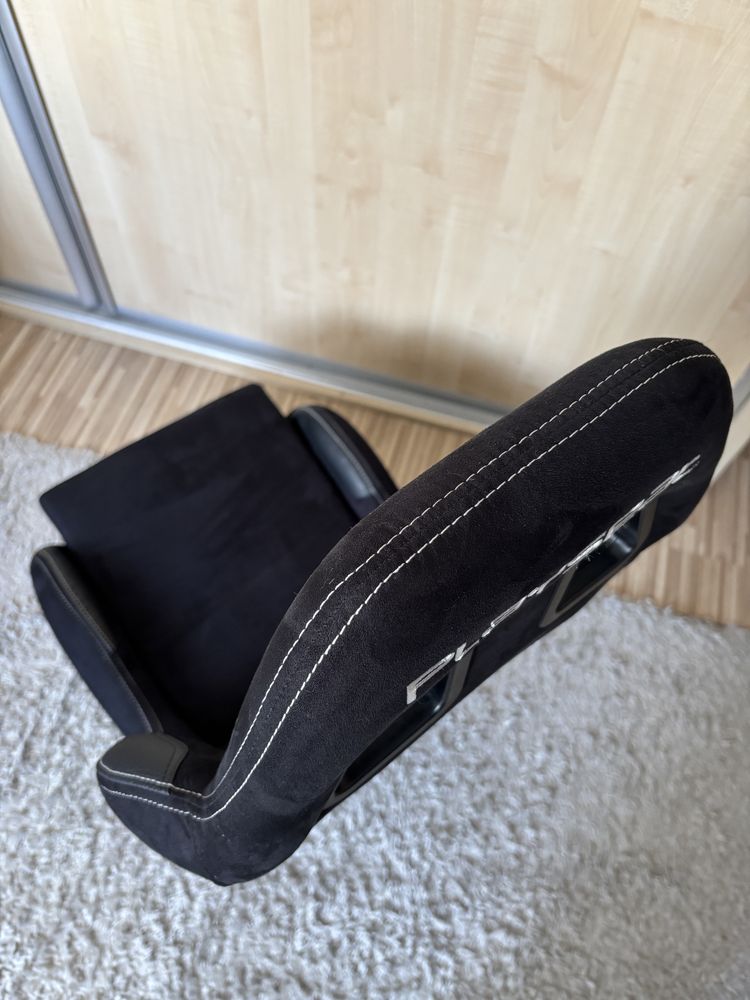 Zestaw fotel Playseat Evolution Alcantara + Playseat Seatslider sanki
