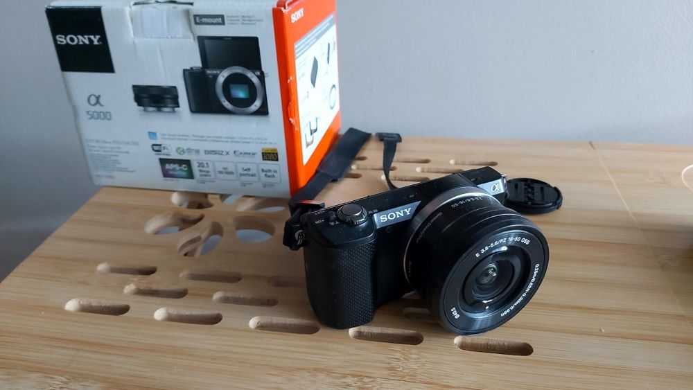 Sony Alpha A5000