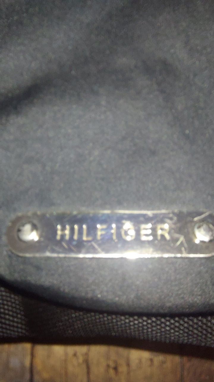 Sprzedam torebkę Hilfiger