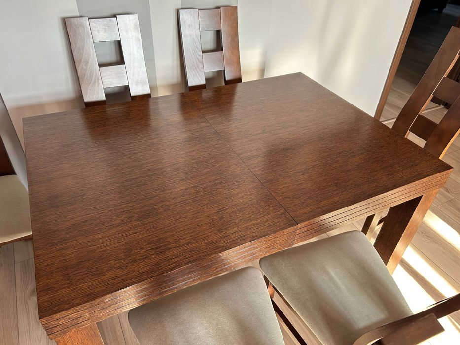 Stół rozkładany drewniany orzech