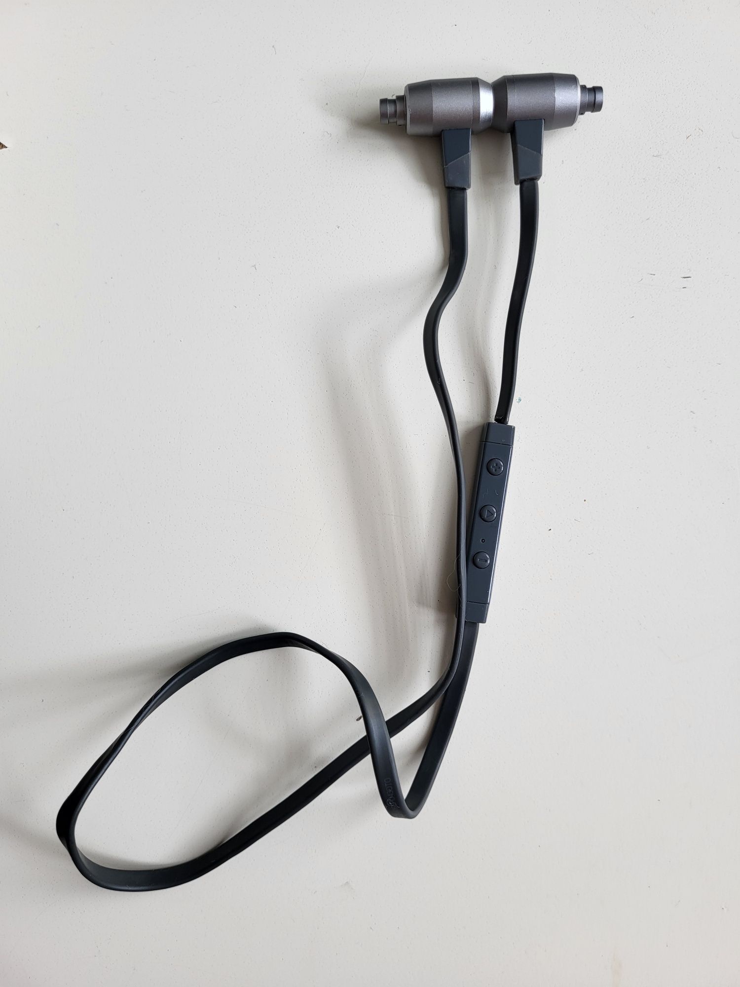 Słuchawki bezprzewodowe wireless NuForce BE6i