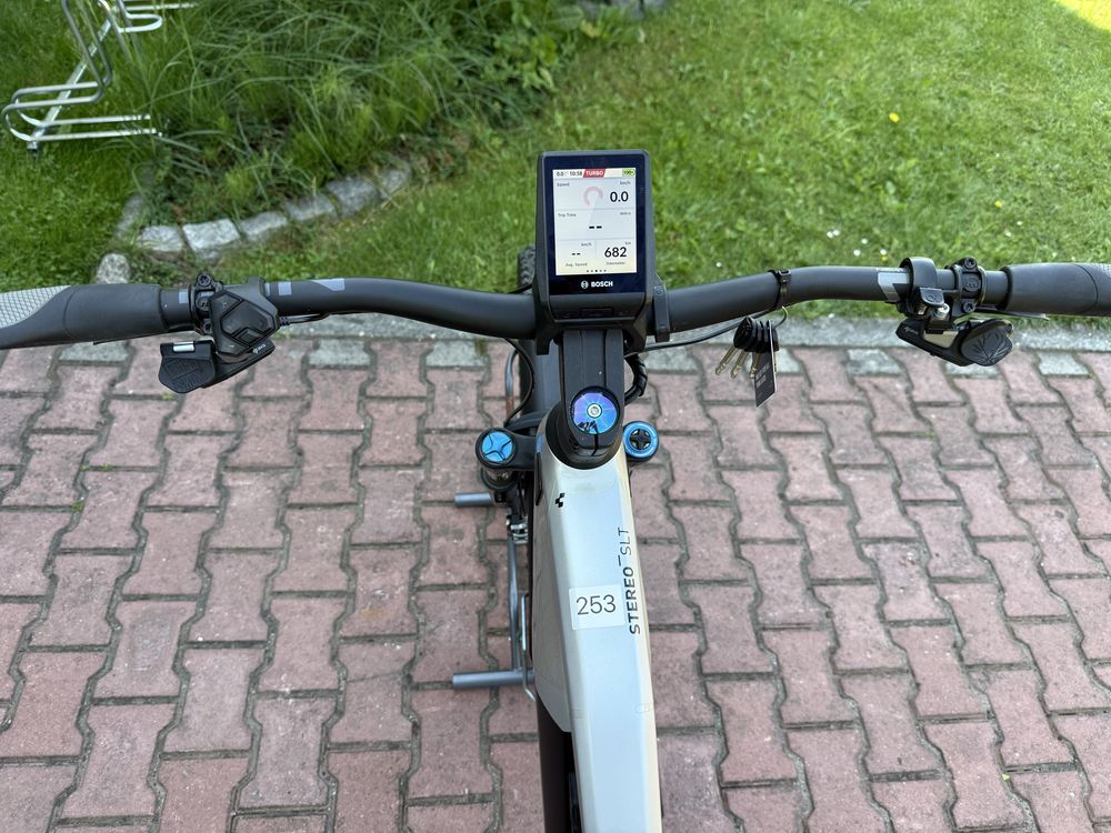 CUBE (XL) STEREO 140 SLT 680 KM [no.253] KARBON, NYON, pełna elektryka