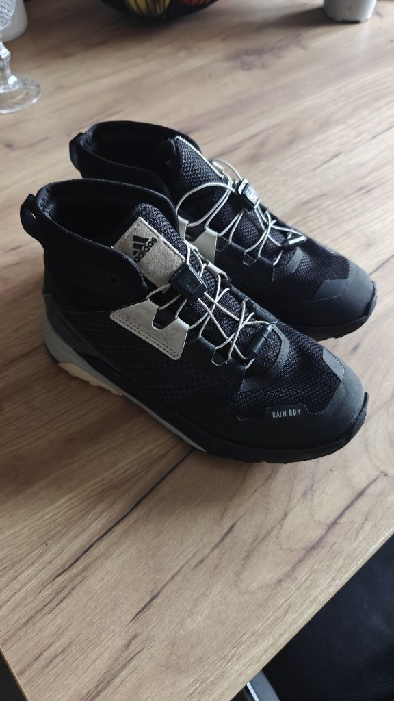 Buty trekkingowe Adidas Terrex RainDry - rozmiar 33 - super stan