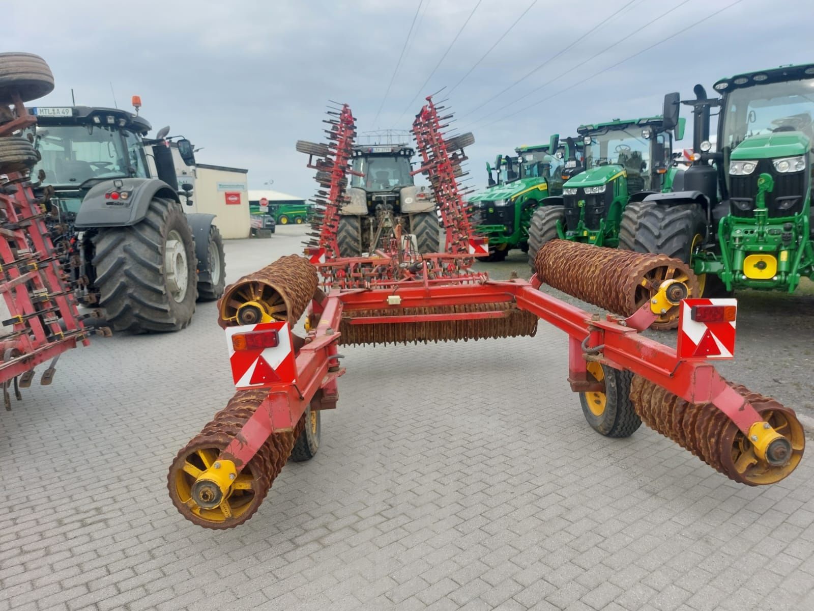 Wały posiewne Vaderstad rollex 820