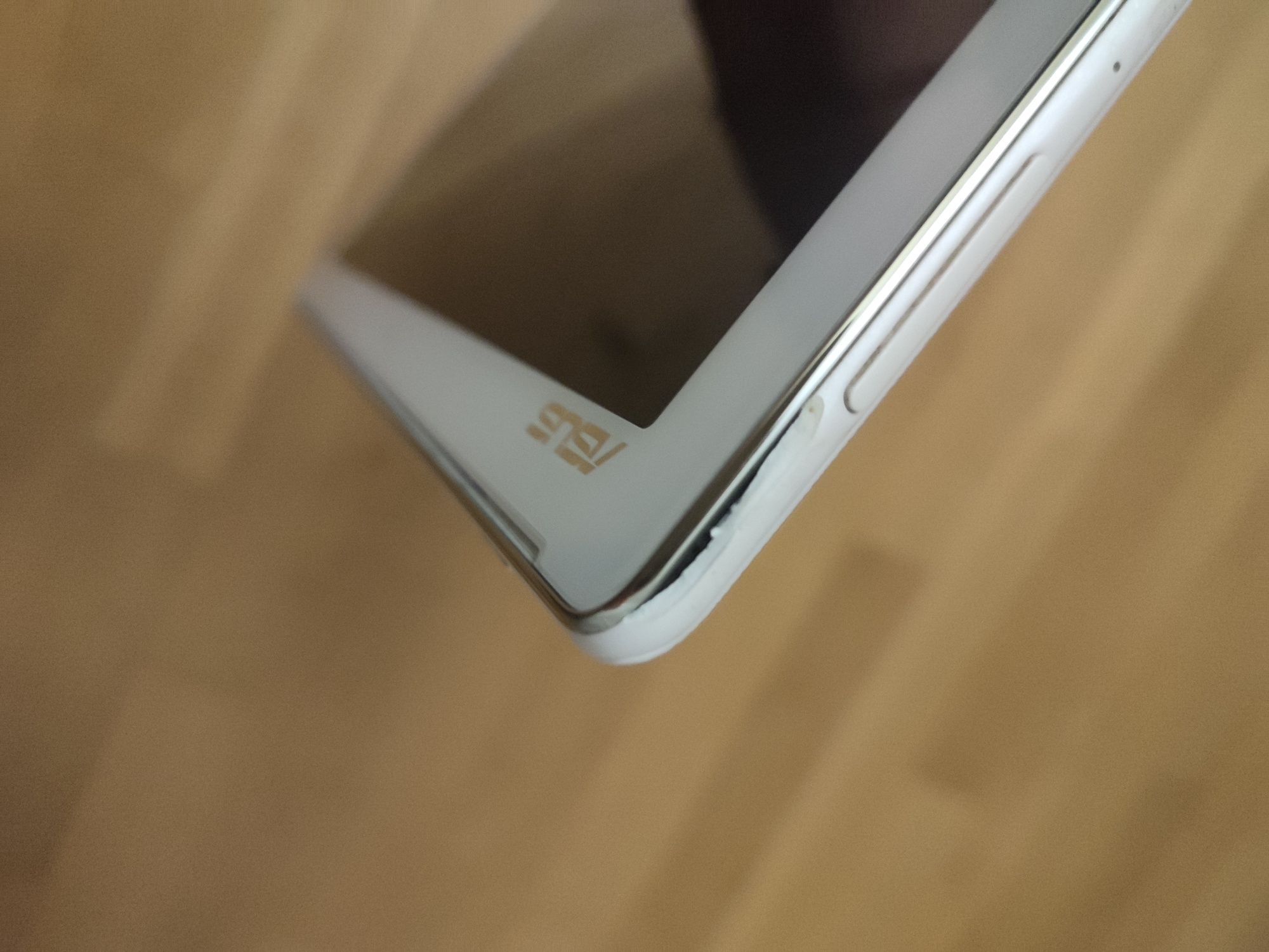 Планшет Asus Zen Pad p00c