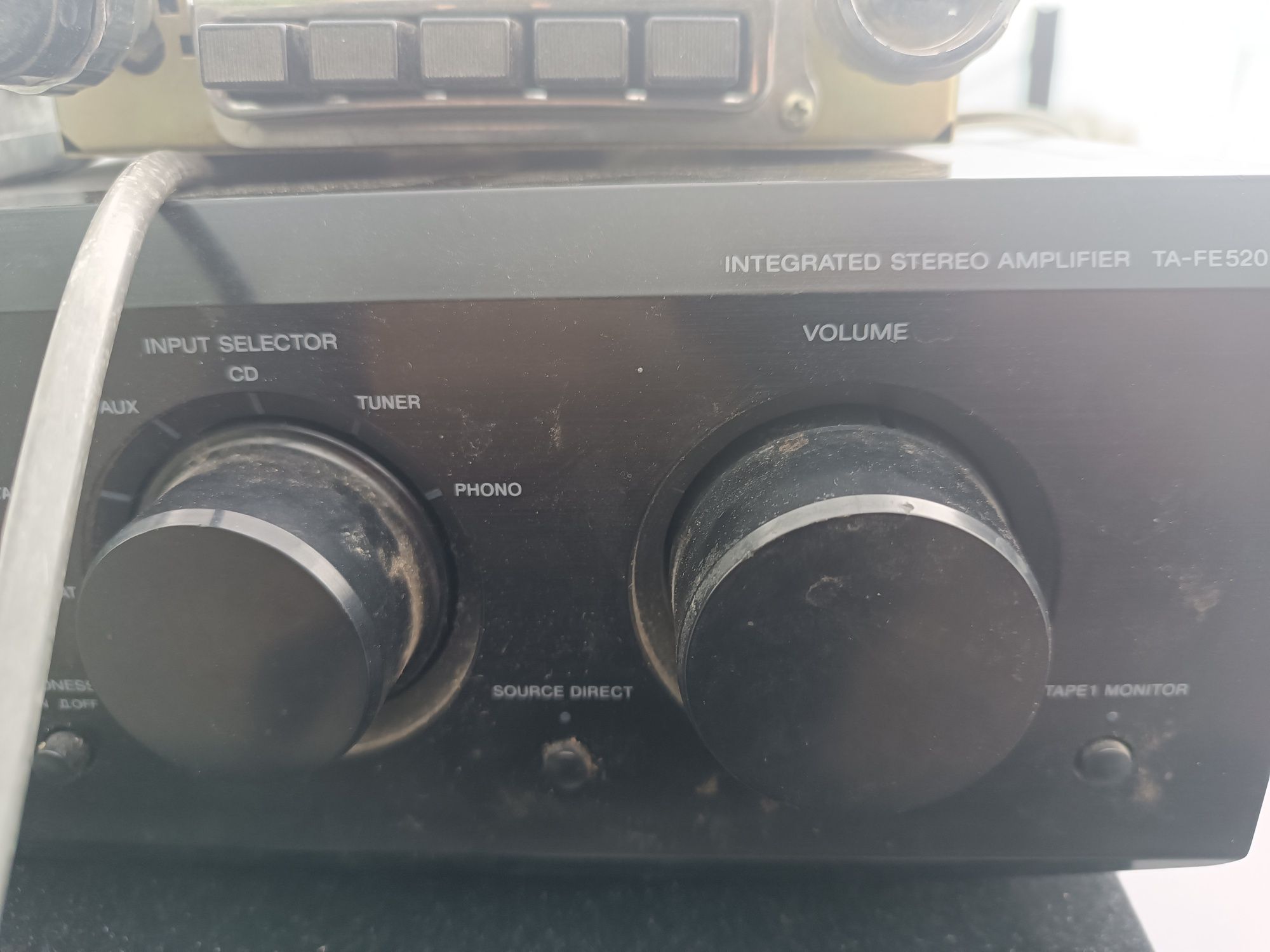Wzmacniacz  Sony TA-FE 520R .