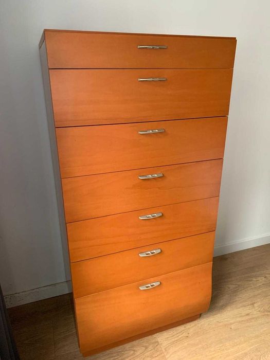 Camiseiro cerejeira Bom estado