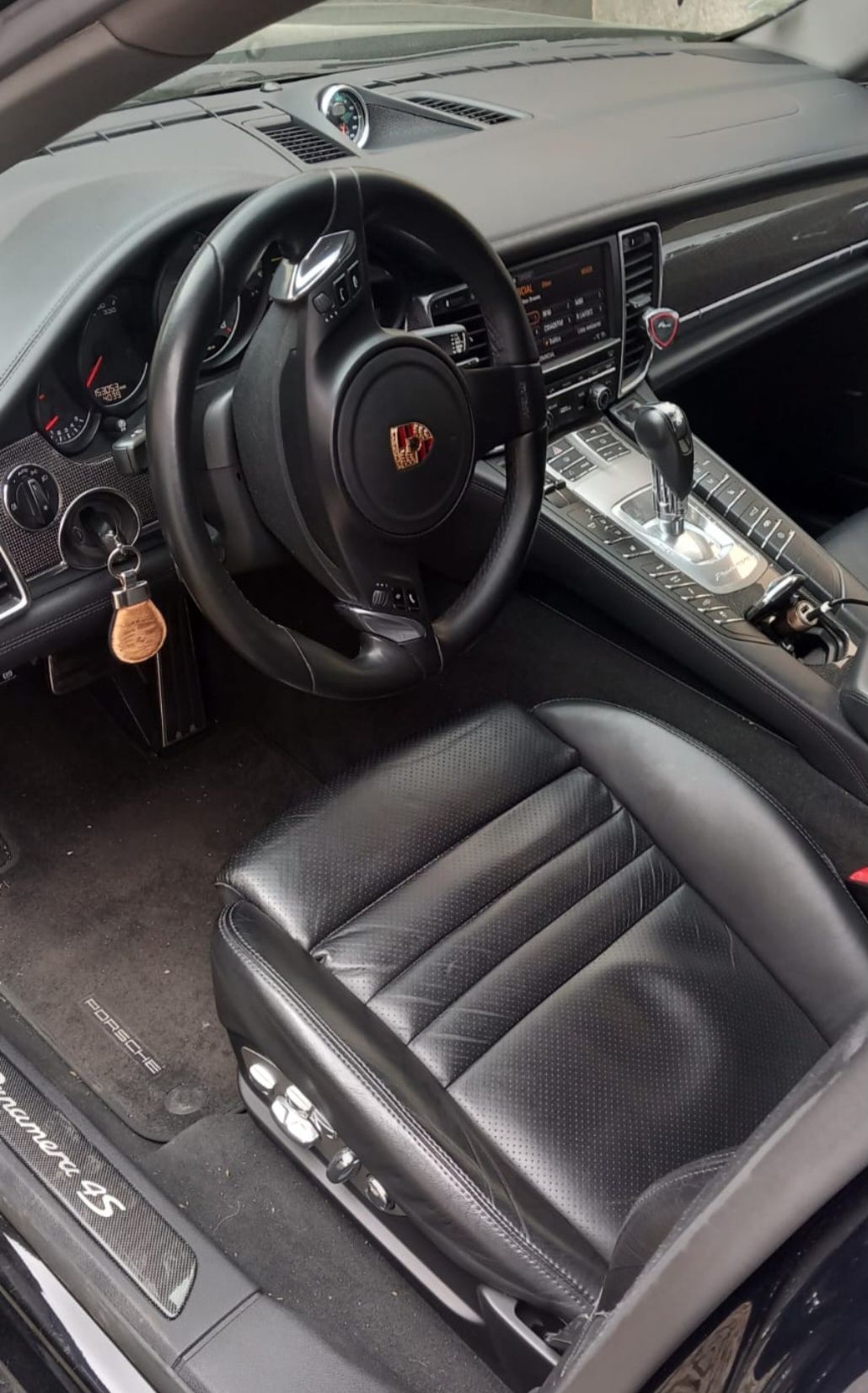 Porche Panamera 4S V8