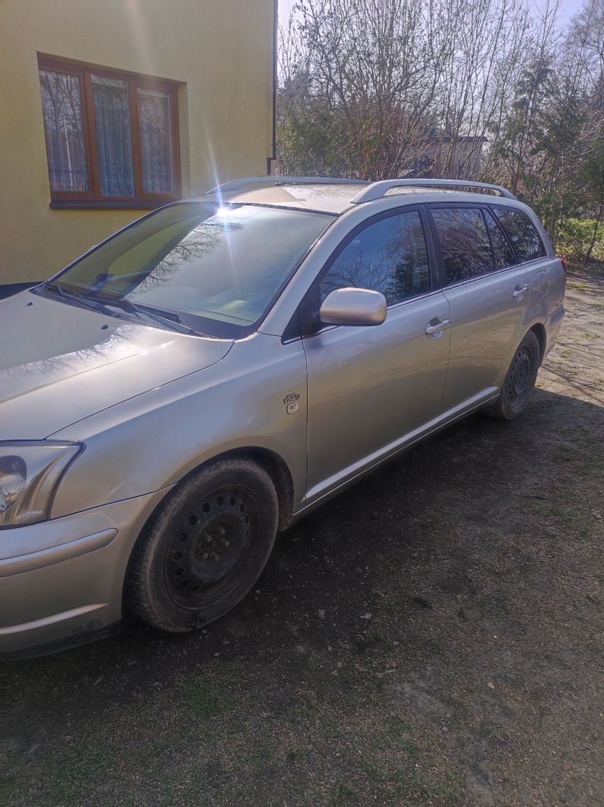 Toyota Avensis T25 oferta prywatna