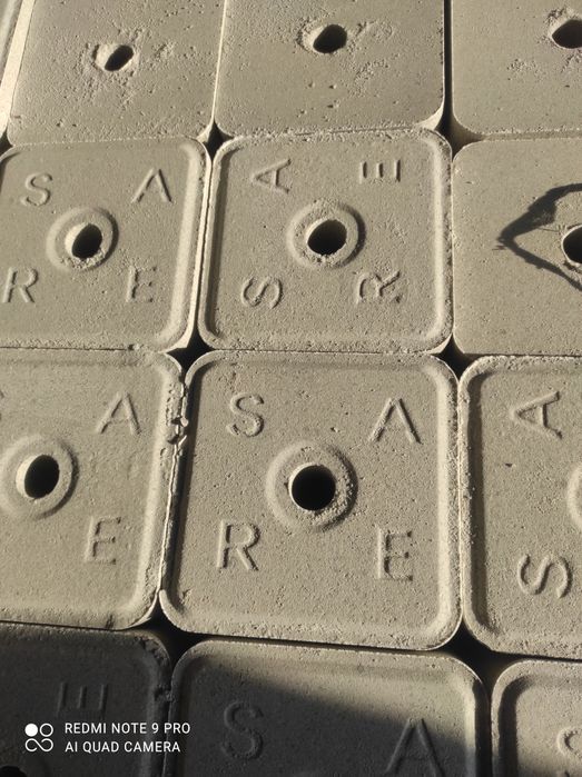 Сіль брикет , сіль лизунець