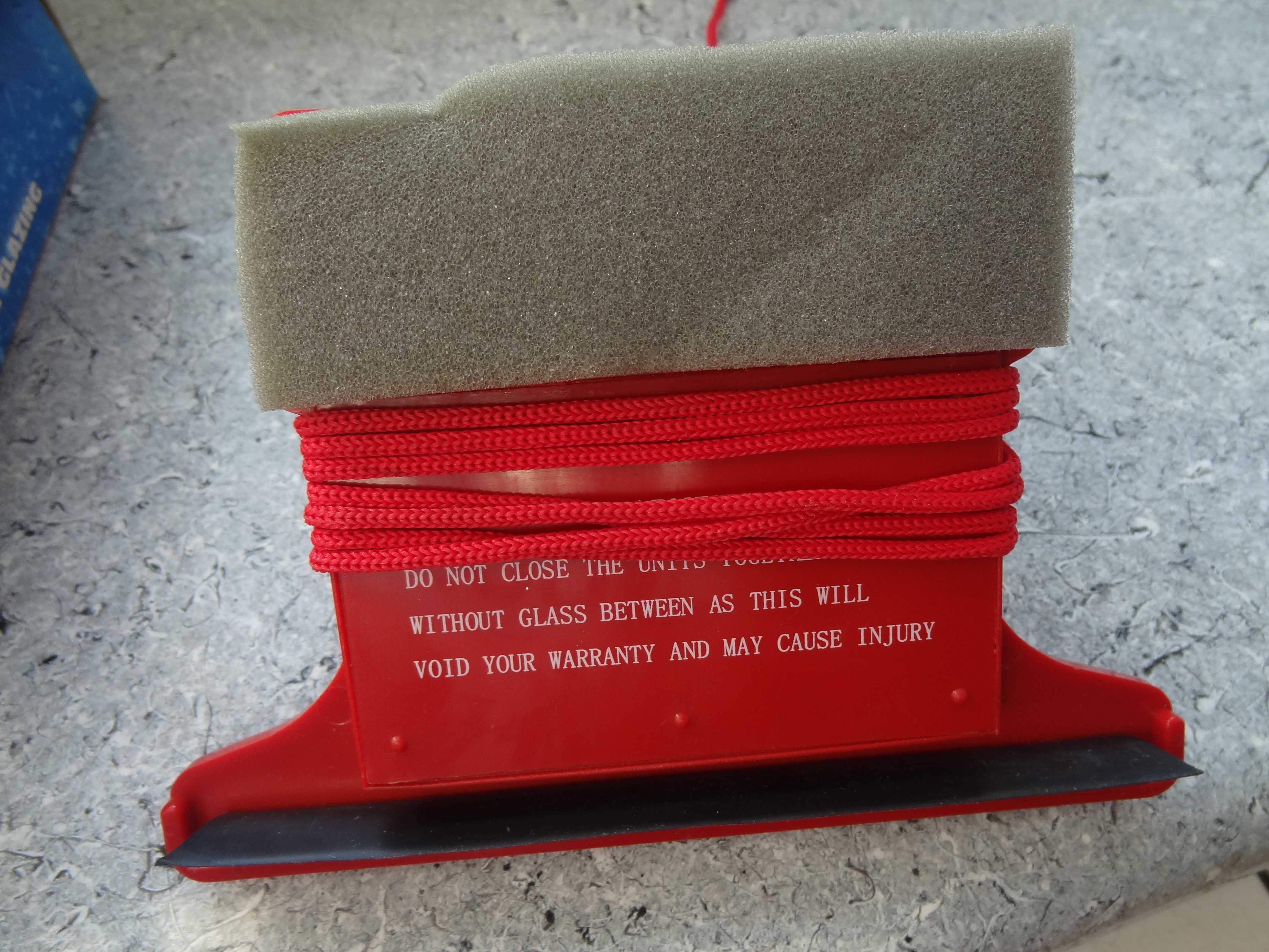 Magnetyczna Myjka do Okien InnovaGoods 2 sztuki zestaw