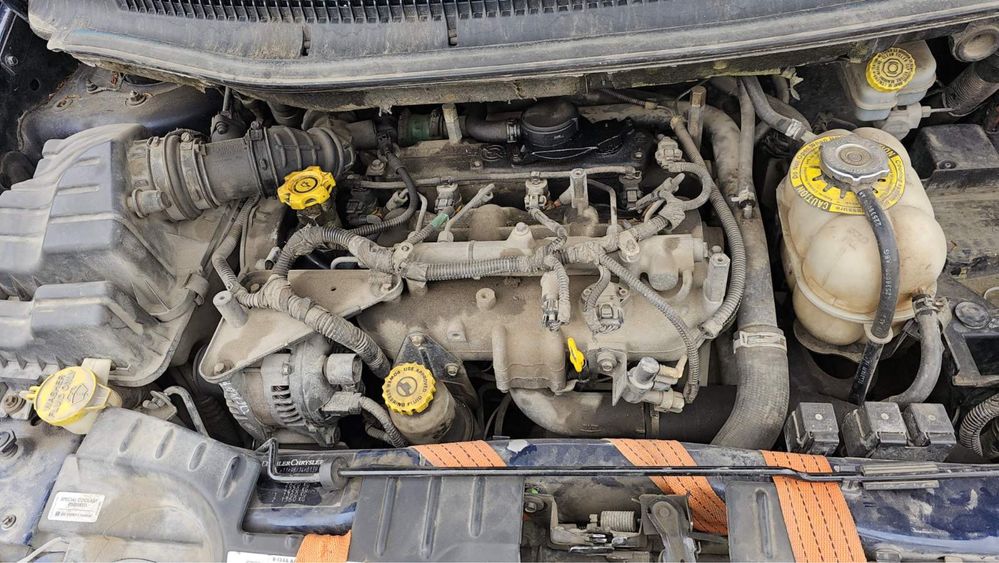 Разборка запчасти Chrysler Voyager 2.5 дизель 2001 год