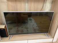 Телевізор LG 42L