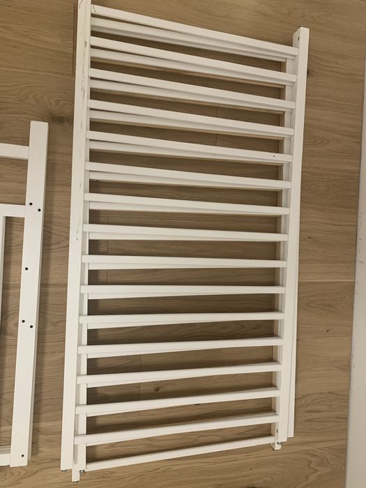 Łóżeczko dla niemowlaka – bardzo mało używane, w doskonałym stanie