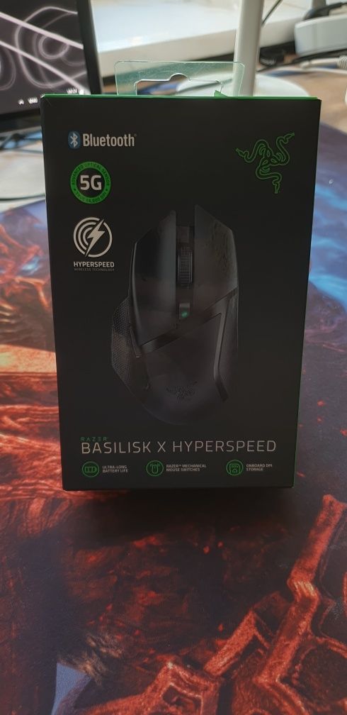 Игровая беспроводная мышь Razer Basilisk X Hyperspeed