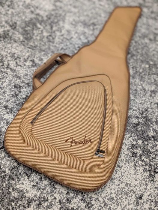 Чехол для электрогитары Fender FET-610