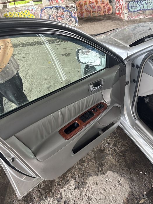 Продам Toyota camry v30 (FL)