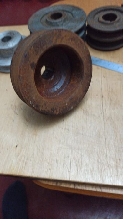 Шківи різних розмірів