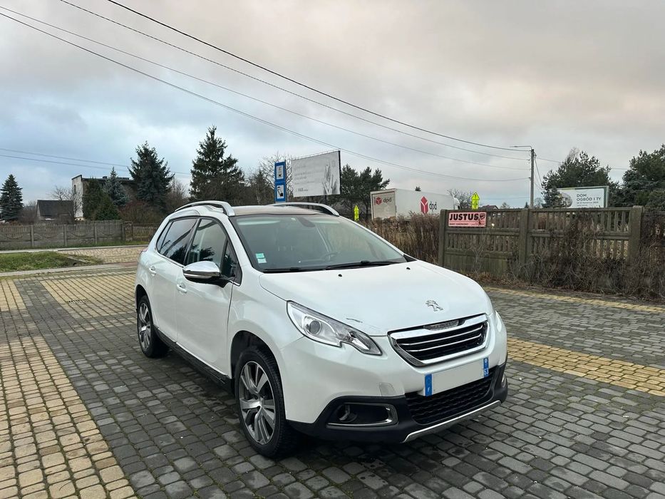 Peugeot 2008 2015 1.6diesel Najlepszy silnik 115 KM Panoramiczny dach Klimatronic