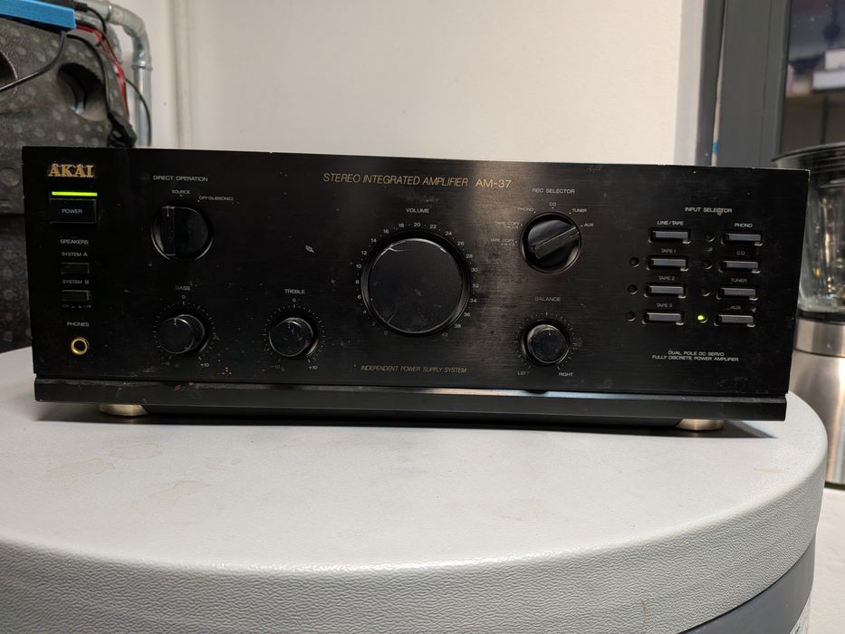 Akai AM-37 wzmacniacz