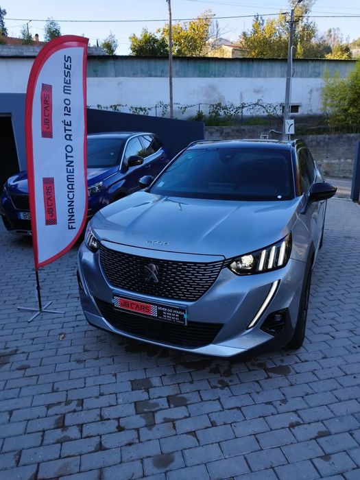 Peugeot e-2008 50 kWh GT Pack