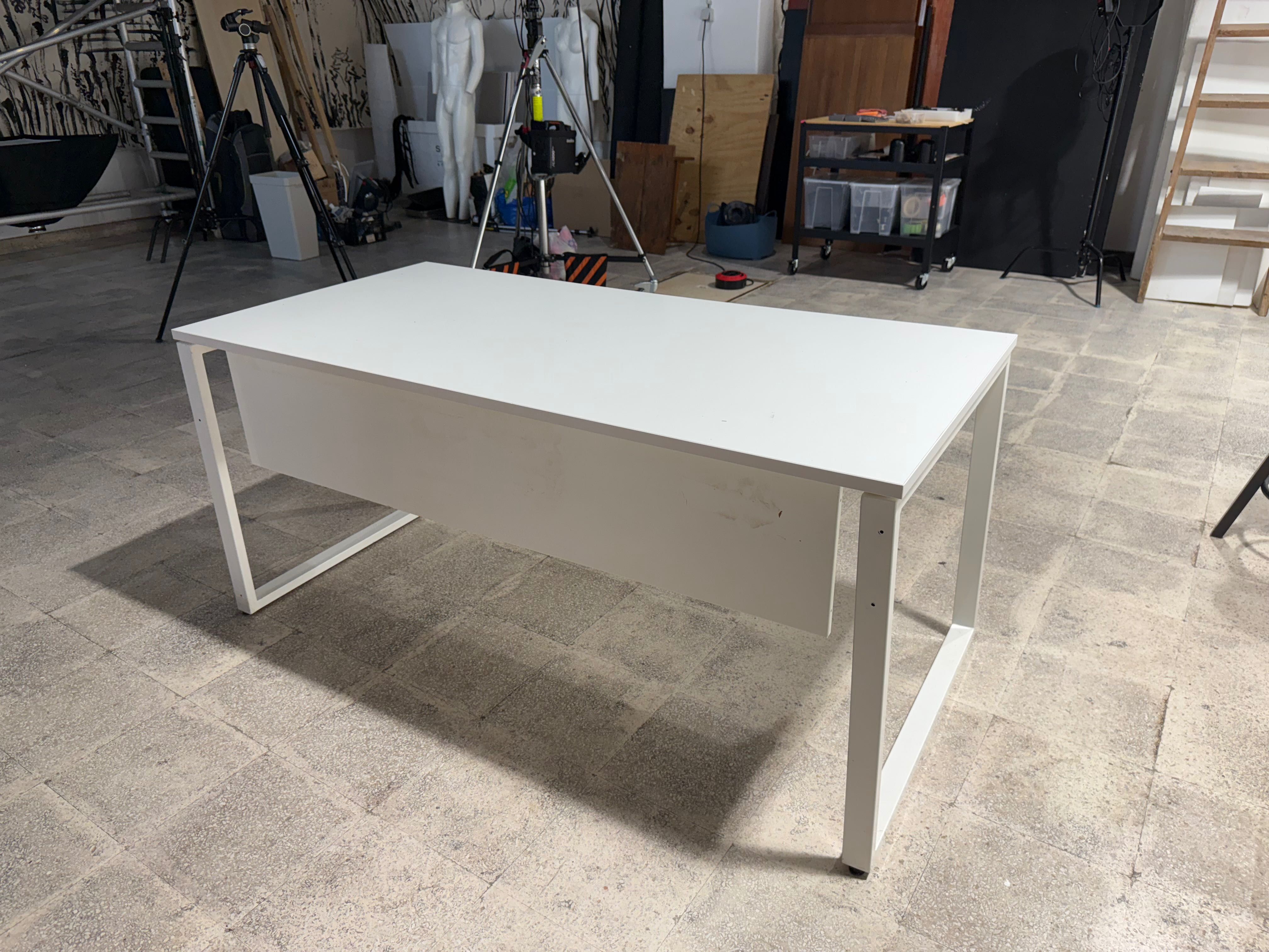 Mesa de escritório Branca