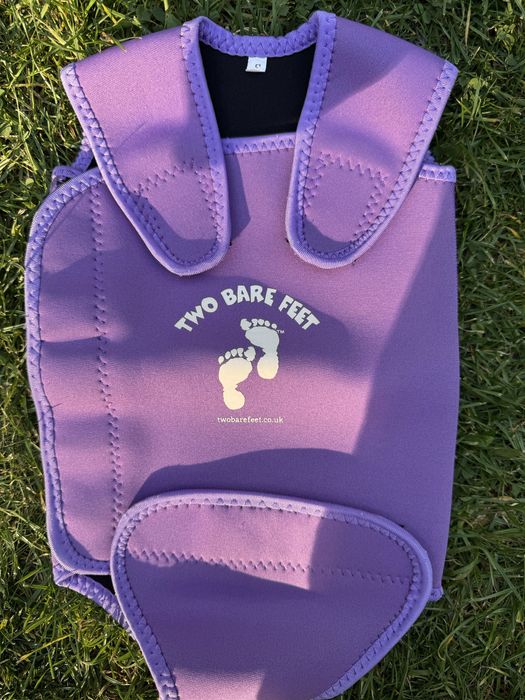 Pianka do pływania kąpieli S ok 6-9mcy two bare feet