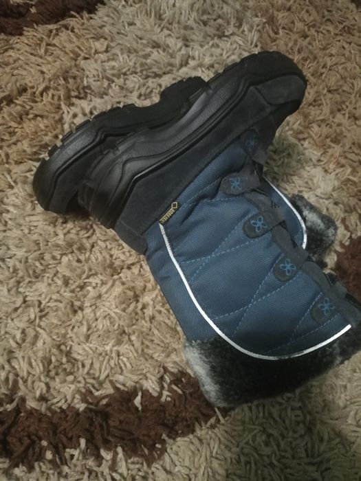Продам сапожки Kamik gore tex