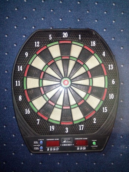 Продам гру Дартс