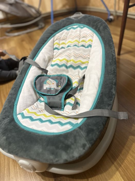 Шезлонг-качалка 2в1 Fold Up Rocker