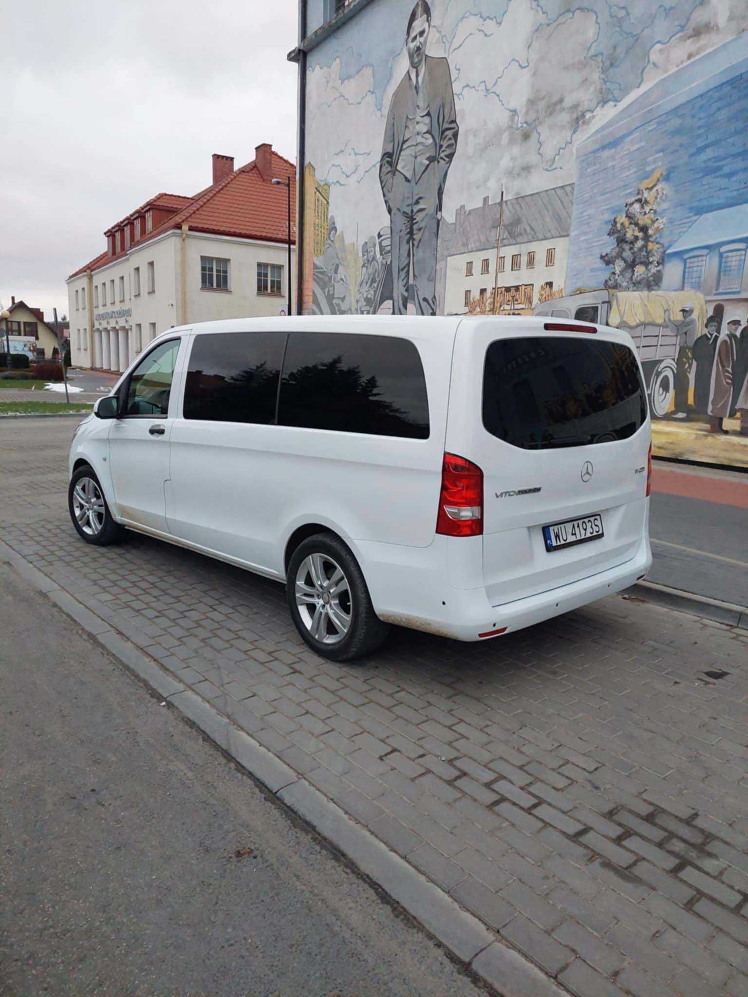 Wynajem busa Mercedes Vito 9-osobowy 2017 rok
