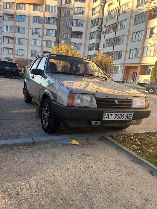 Знаходиться м. Іф