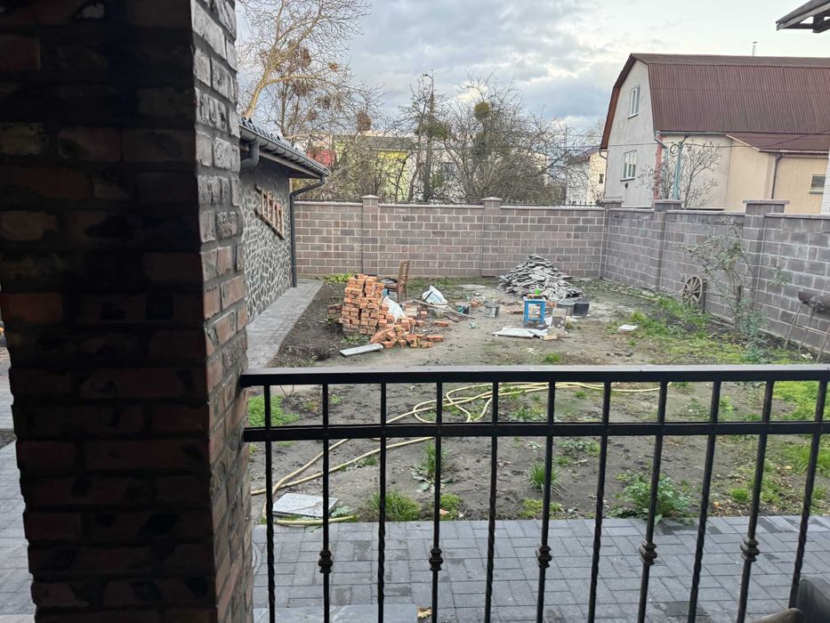 ПРОДАЖ нового якісного будинку + гостьовий дім Оболонь,150 м до Дніпра