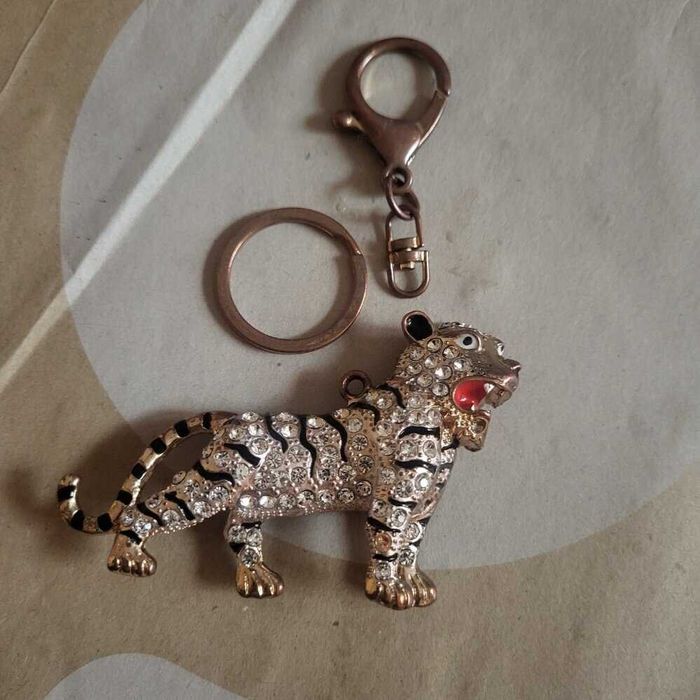 Брелок тигреня із США.