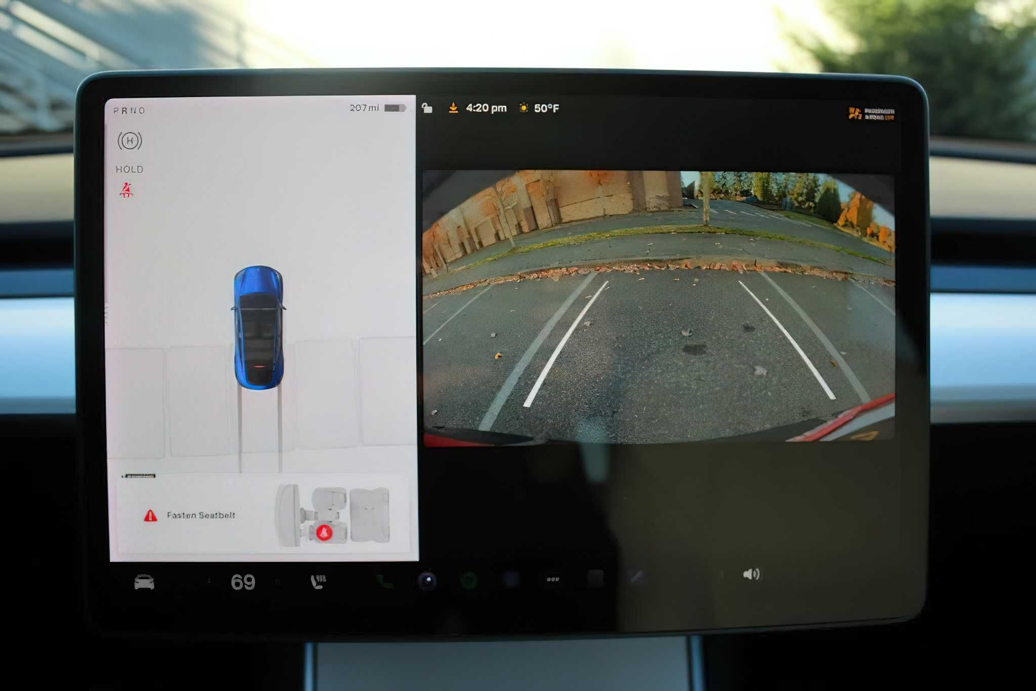 Tesla Model Y  2020