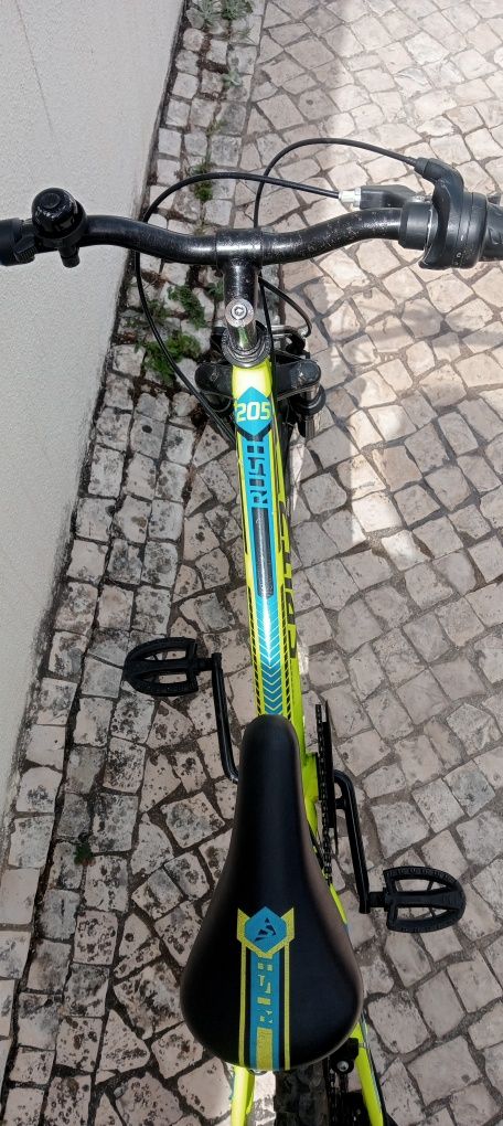 Bicicleta Spitz roda 20 em bom estado