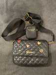 Torebka damska GUESS, crossbody Lawthorn czarna