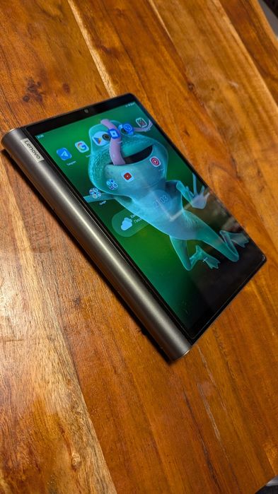 Планшет lenovo yoga 10.1  x705l