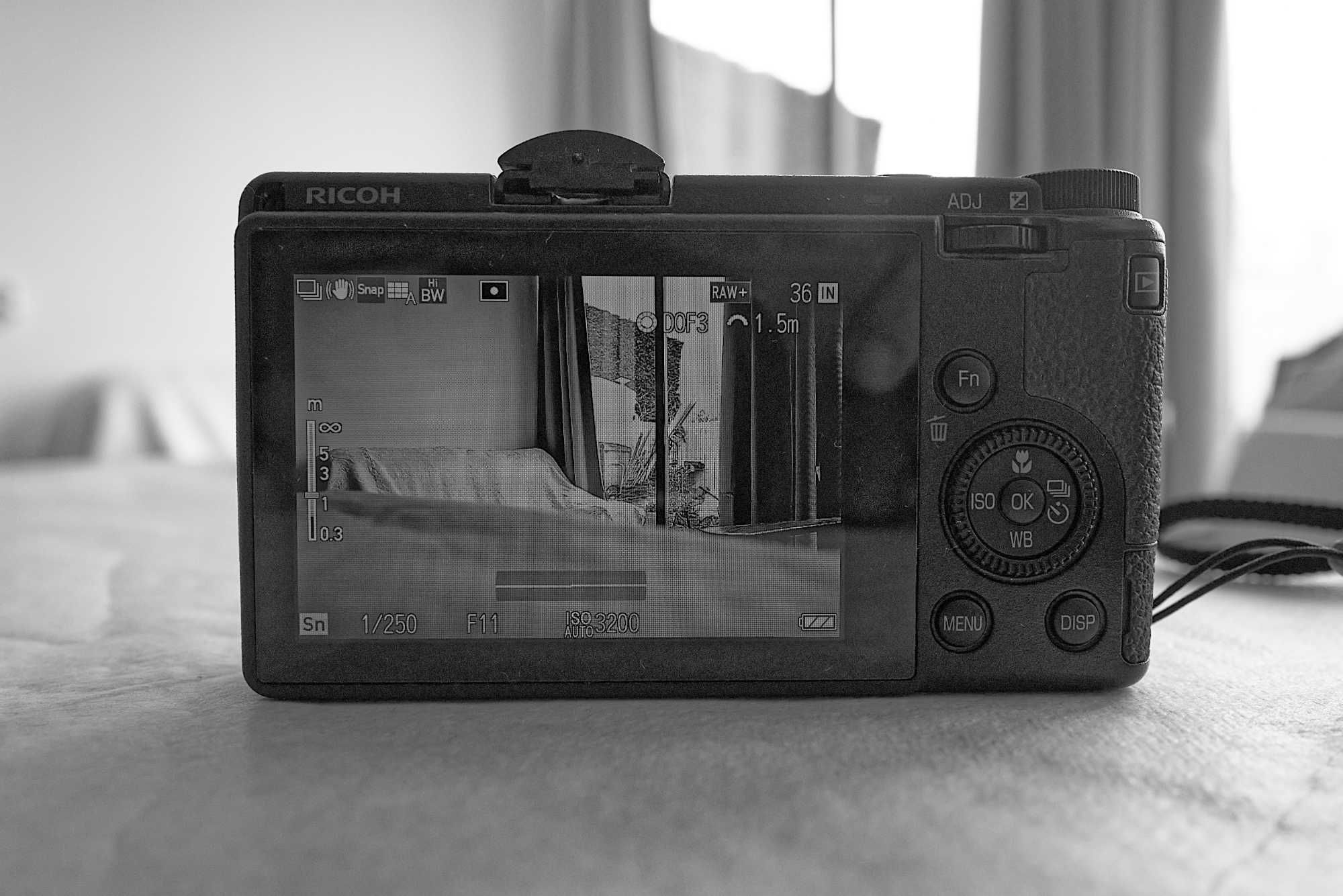 Ricoh GR III — Compacta Premium com Qualidade Profissional