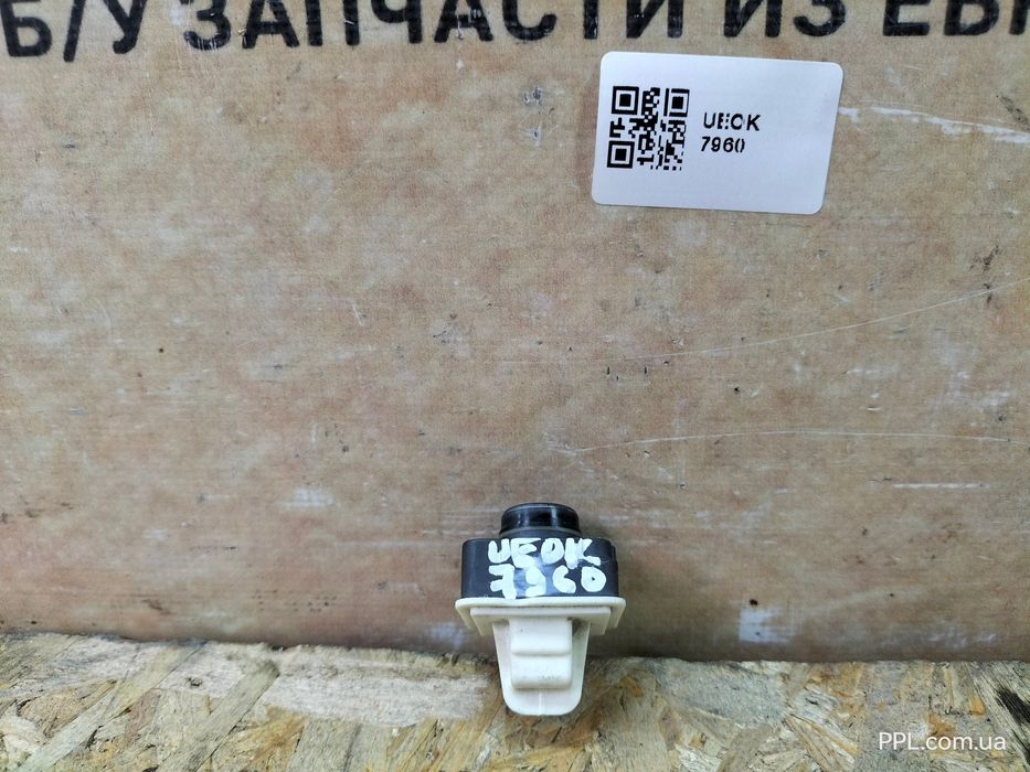 Jeep Compass II 2016- Камера заднего вида 04672771AC