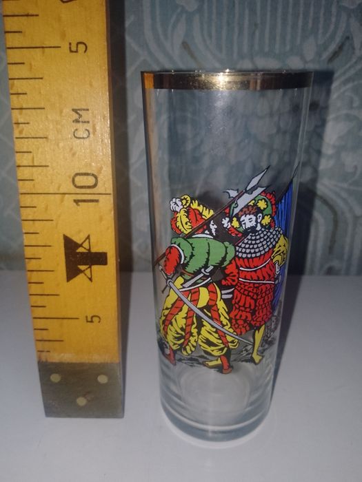 Продаються скляні стакани виробництва ГДР.