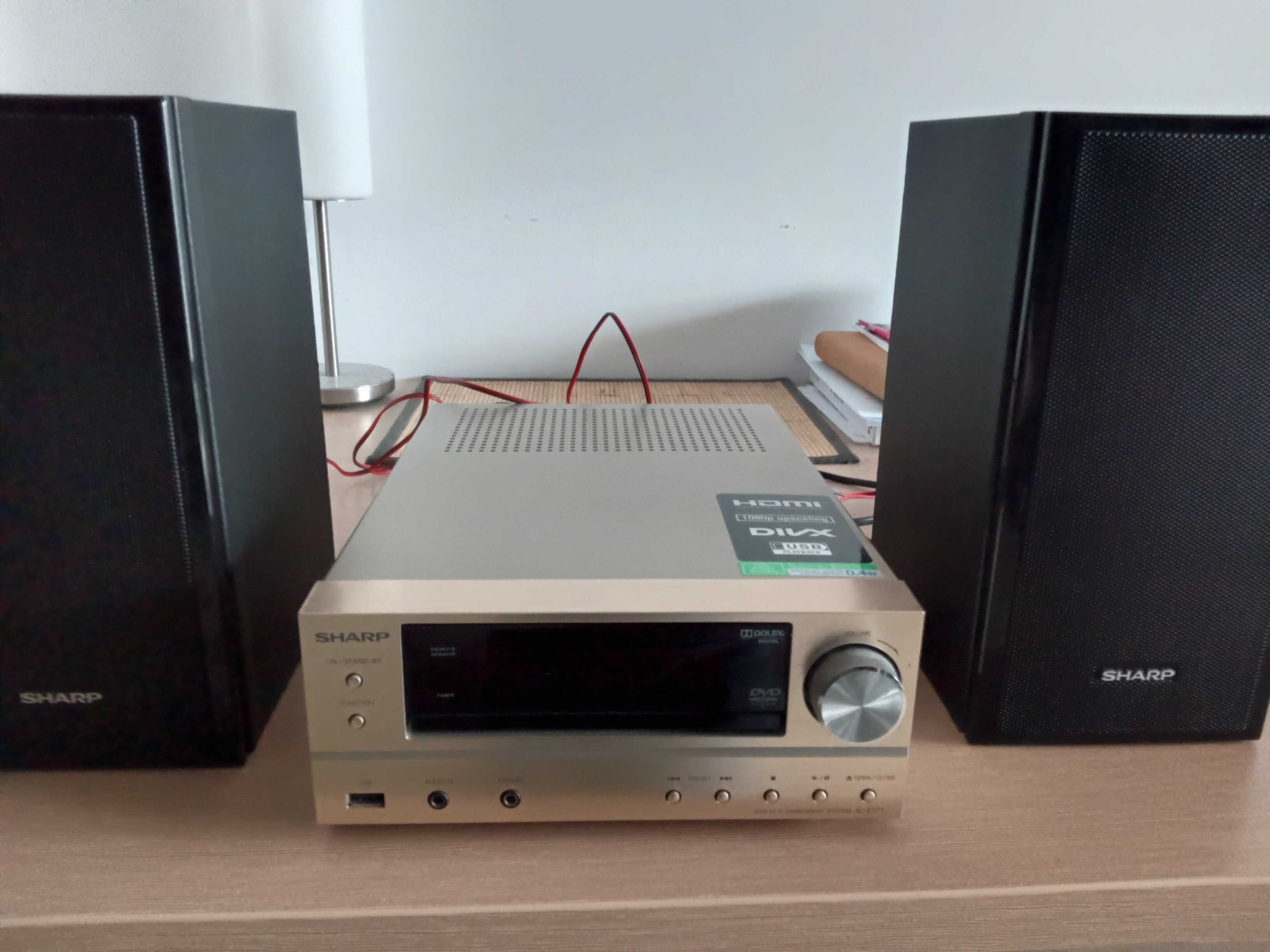 Zestaw CD/DVD Hi Fi SHARP, Radio FM