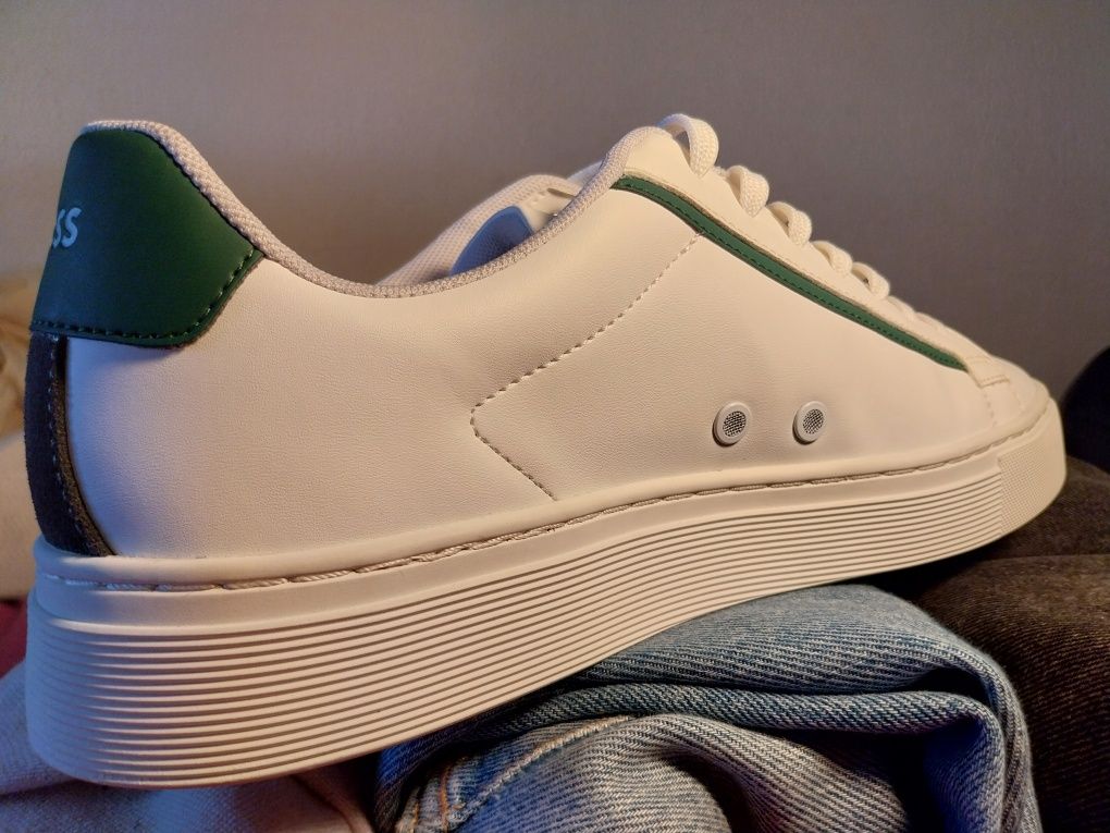 Hugo boss open white