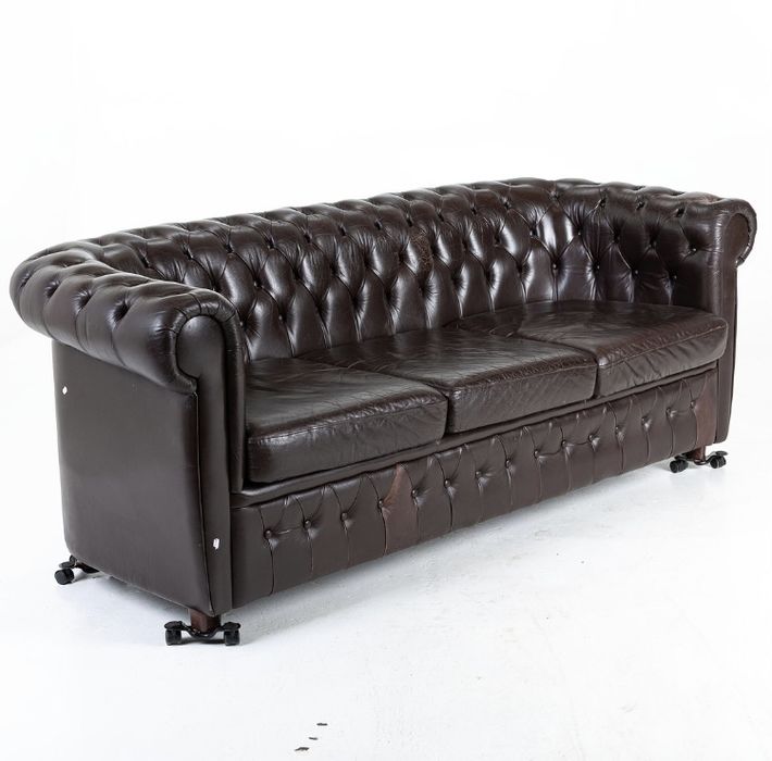 диван Chesterfield, шкіряний