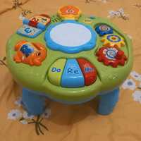 Детский столик,музыкальный для малыша.