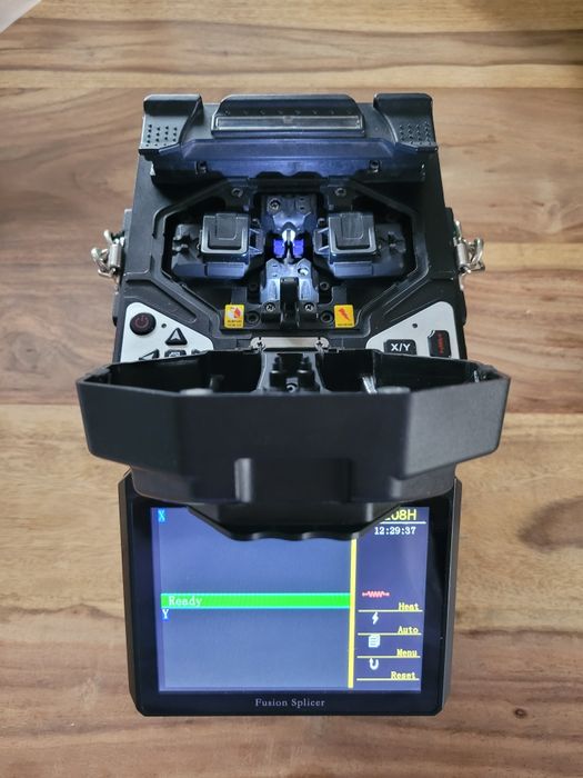 Spawarka światłowodowa SC T-208H