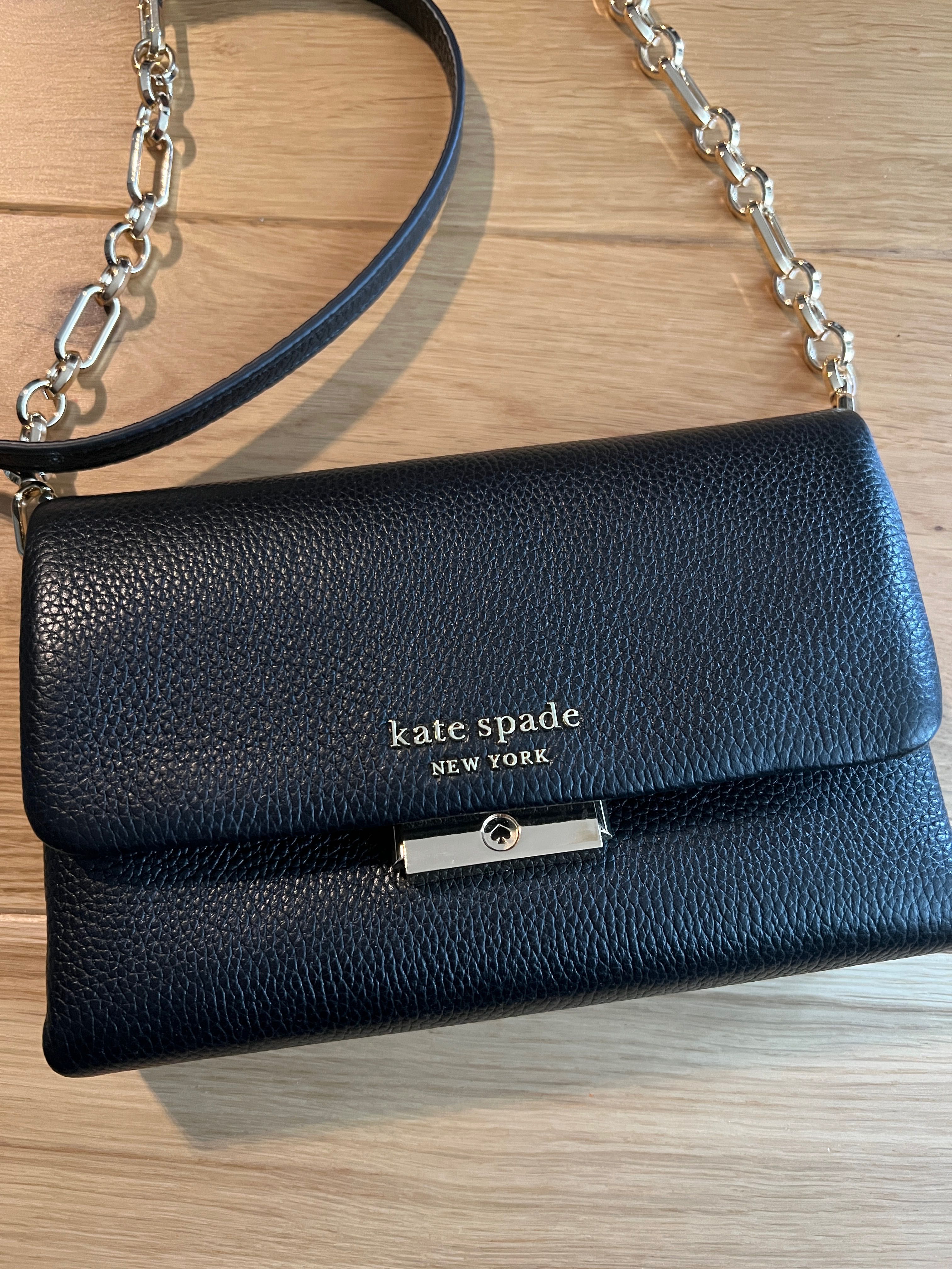 Torebka Kate Spade New York -50% kopertówka czarna skóra naturalna